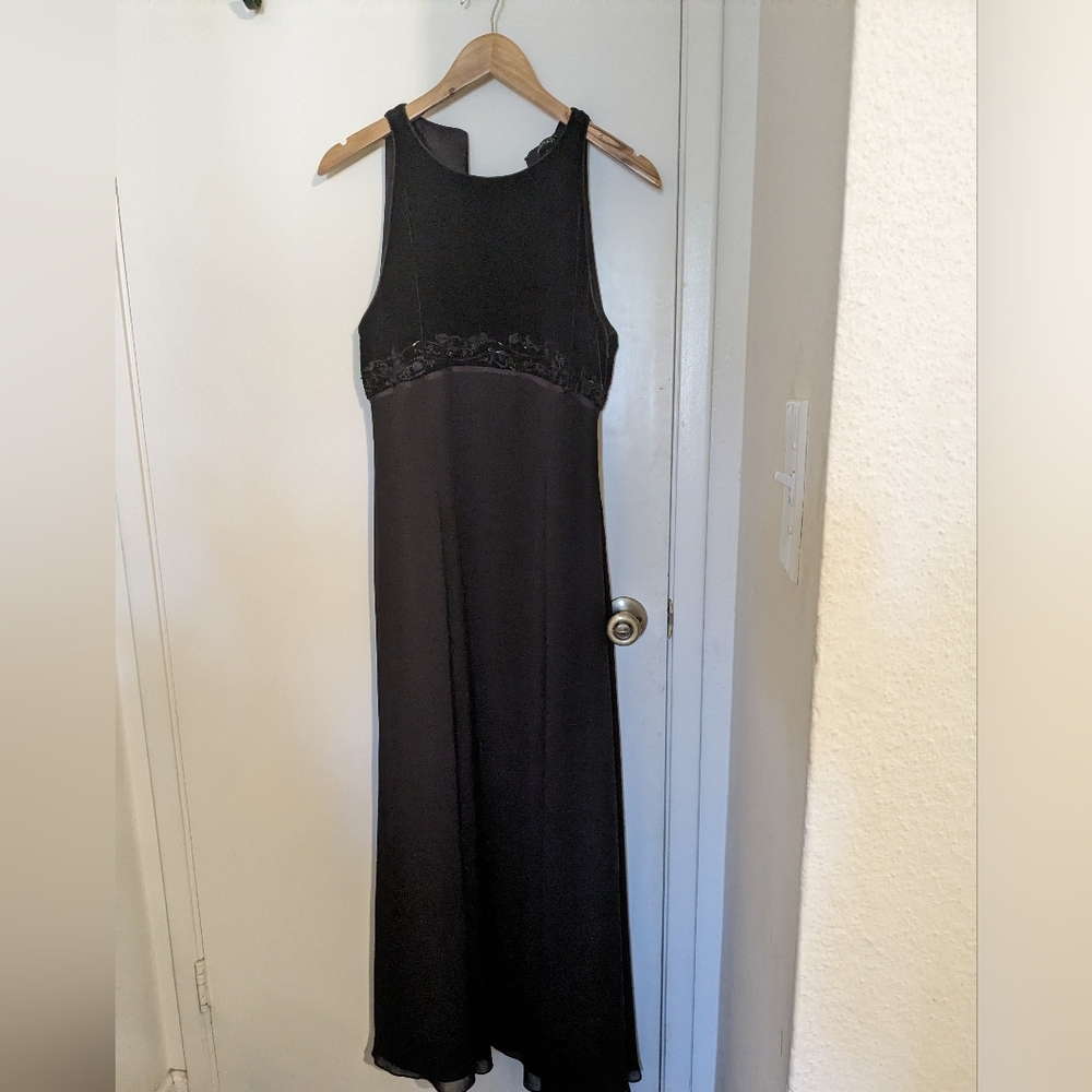 Tahari silk & velvet gown